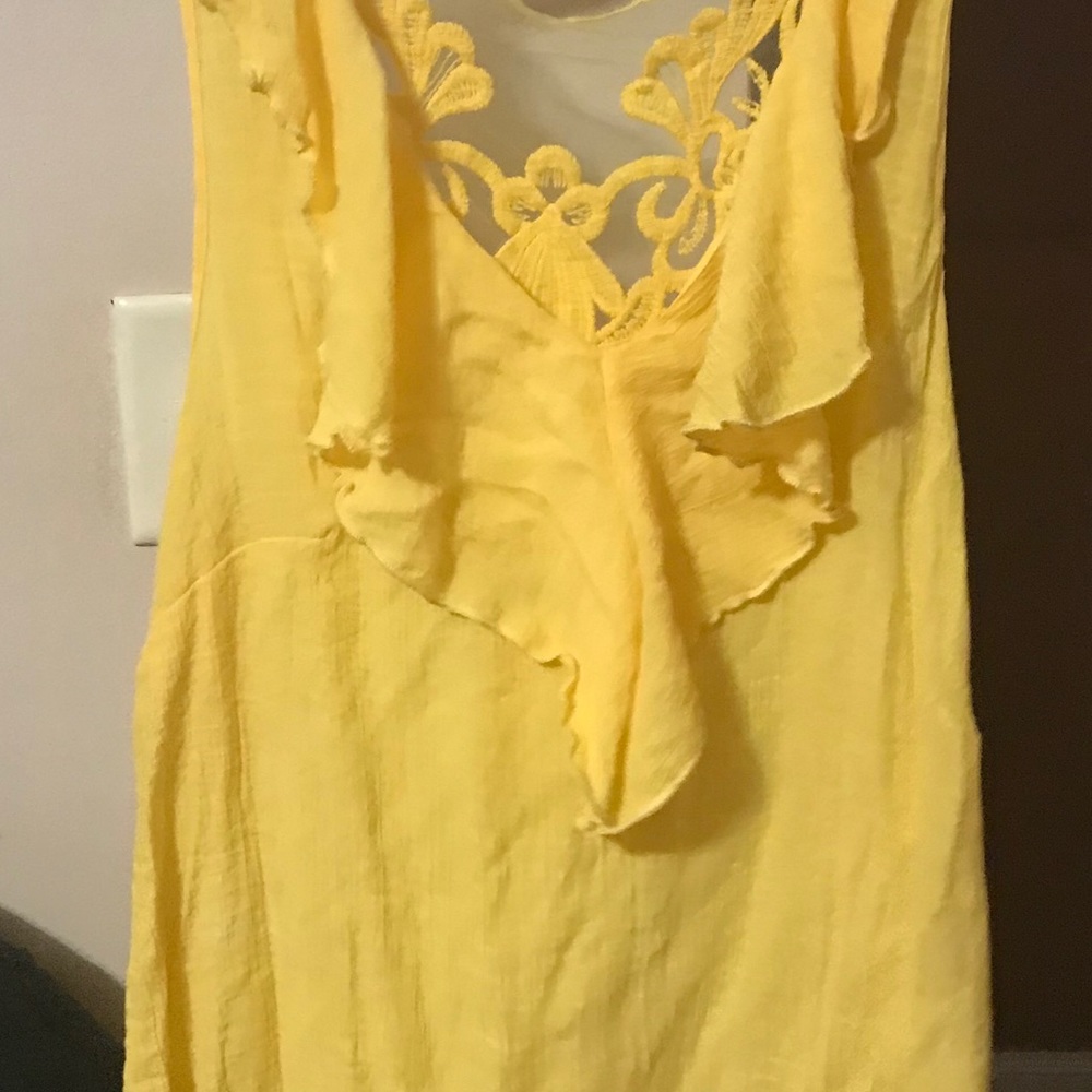 Sleeveless top